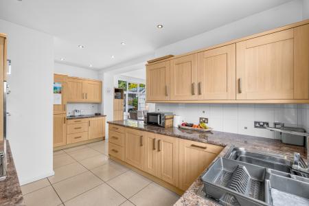 5 bedroom Detached house for sale in Myrtle Grove, Sketty, Swansea, SA2