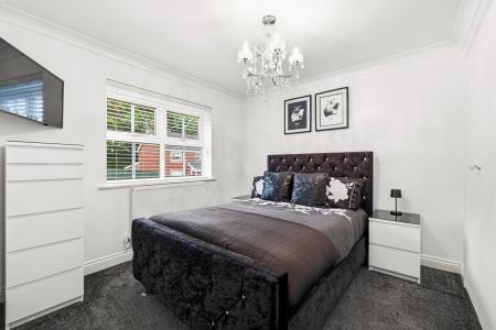 4 bedroom Detached house for sale in Clos Islwyn, Killay, Swansea, SA2