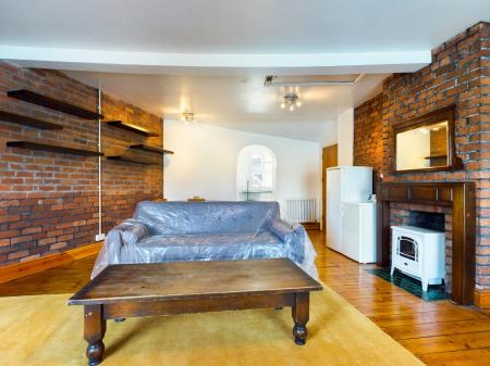 1 bedroom Flat to let in Eversley Road, Sketty, Swansea, SA2