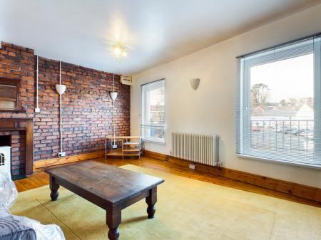 1 bedroom Flat to let in Eversley Road, Sketty, Swansea, SA2