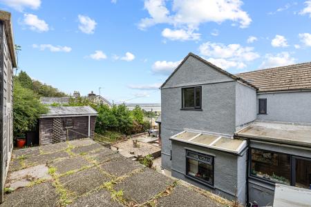 3 bedroom Semi-detached house for sale in Engine Row, Penclawdd, Swansea, SA4