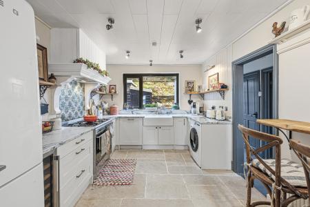 3 bedroom Semi-detached house for sale in Engine Row, Penclawdd, Swansea, SA4