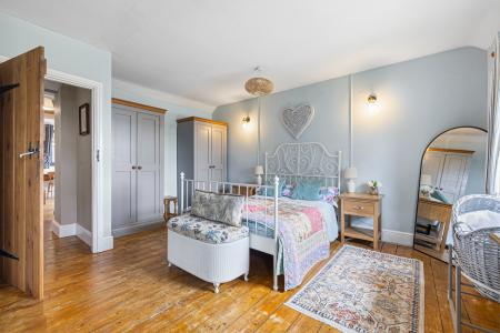 3 bedroom Semi-detached house for sale in Engine Row, Penclawdd, Swansea, SA4