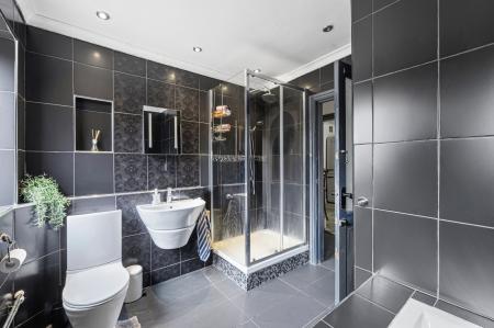 3 bedroom Semi-detached house for sale in Engine Row, Penclawdd, Swansea, SA4