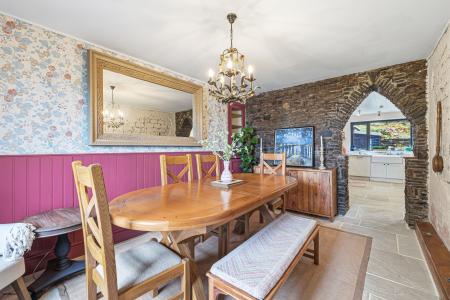 3 bedroom Semi-detached house for sale in Engine Row, Penclawdd, Swansea, SA4