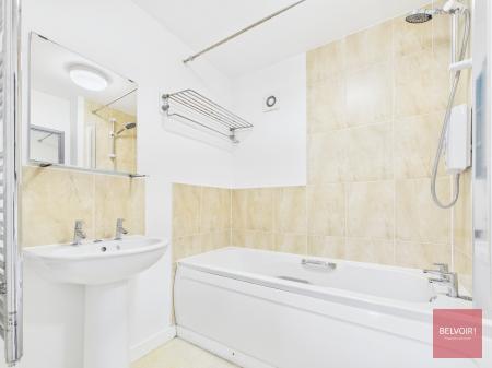 1 bedroom Semi-detached house to let in Phoebe Road, Copper Quarter, Swansea, SA1