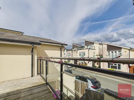 1 bedroom Semi-detached house to let in Phoebe Road, Copper Quarter, Swansea, SA1