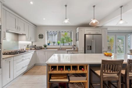 4 bedroom Detached house for sale in Langland Villas, Mumbles, Swansea, SA3