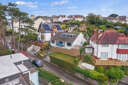 4 bedroom Detached house for sale in Langland Villas, Mumbles, Swansea, SA3