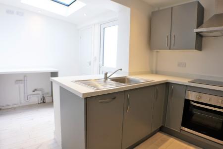 2 bedroom Terraced House to let in Langland Terrace, Brynmill, Swansea, SA2