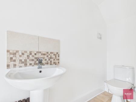 2 bedroom Flat to let in Constitution Hill, Uplands, Swansea, SA1