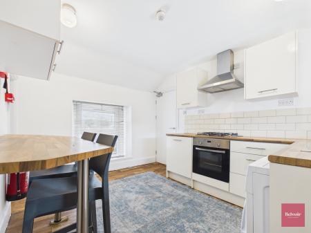 2 bedroom Flat to let in Constitution Hill, Uplands, Swansea, SA1