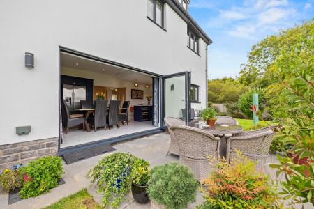7 bedroom Detached house for sale in Beaumont Grove, Upper Killay, Swansea, SA2