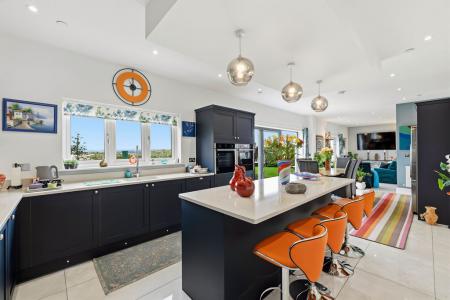 7 bedroom Detached house for sale in Beaumont Grove, Upper Killay, Swansea, SA2
