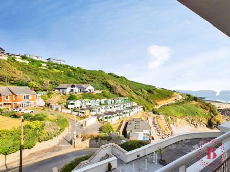 2 bedroom Flat to let in The Osborne, Langland, Swansea, SA3