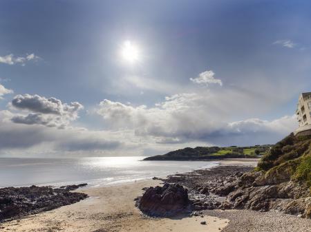 2 bedroom Flat to let in The Osborne, Langland, Swansea, SA3