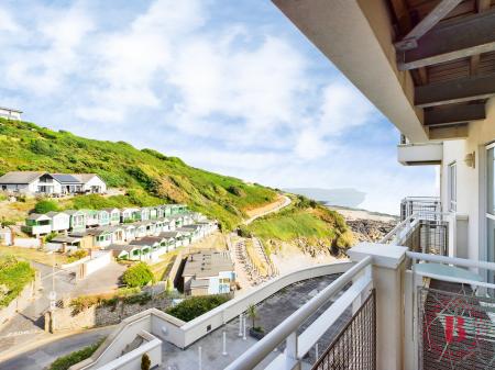 2 bedroom Flat to let in The Osborne, Langland, Swansea, SA3