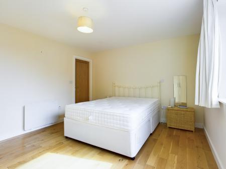 2 bedroom Flat to let in The Osborne, Langland, Swansea, SA3