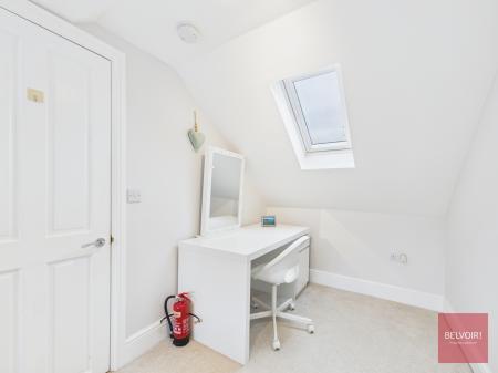 4 bedroom Terraced House to let in Victoria Avenue, Mumbles, Swansea, SA3