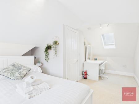 4 bedroom Terraced House to let in Victoria Avenue, Mumbles, Swansea, SA3