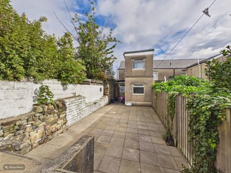 3 bedroom Terraced House for sale in Earl Street, Hafod, Swansea, SA1