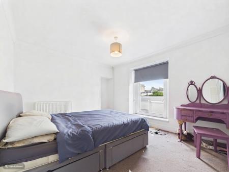 3 bedroom Terraced House for sale in Earl Street, Hafod, Swansea, SA1