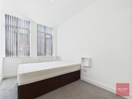 1 bedroom Flat to let in College Street, City Centre, Swansea, SA1