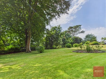 2 bedroom Flat to let in Langland Bay Manor, Langland, Swansea, SA3