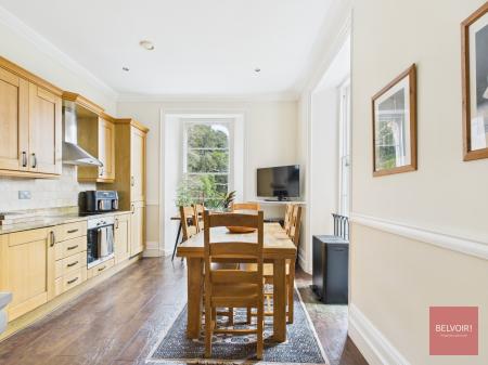 2 bedroom Flat to let in Langland Bay Manor, Langland, Swansea, SA3