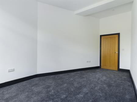3 bedroom Flat to let in Kings Buildings, City Centre, Swansea, SA1