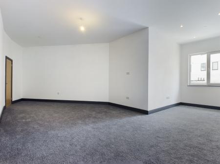 3 bedroom Flat to let in Kings Buildings, City Centre, Swansea, SA1