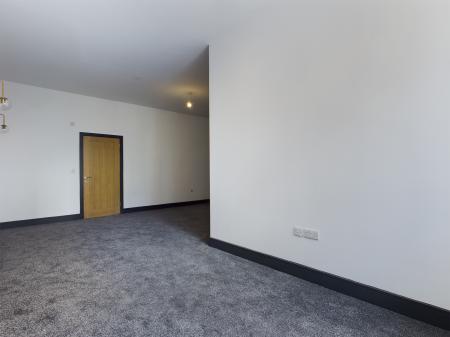 3 bedroom Flat to let in Kings Buildings, City Centre, Swansea, SA1