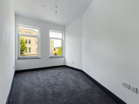 3 bedroom Flat to let in Kings Buildings, City Centre, Swansea, SA1