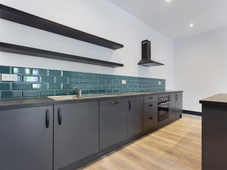 3 bedroom Flat to let in Kings Buildings, City Centre, Swansea, SA1