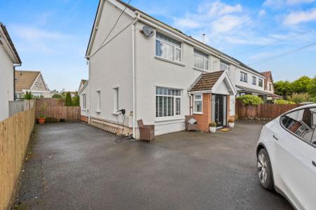 4 bedroom Detached house for sale in Pennard Road, Kittle, Swansea, SA3