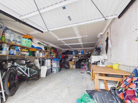 2 bedroom Flat for sale in Penlan Crescent, Uplands, Swansea, SA2