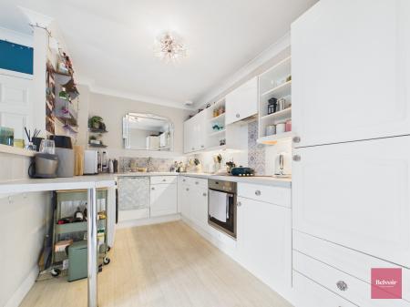 2 bedroom Flat for sale in Penlan Crescent, Uplands, Swansea, SA2