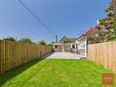 3 bedroom Detached house to let in Southgate Road, Southgate, Swansea, SA3