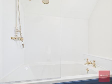 3 bedroom Detached house to let in Southgate Road, Southgate, Swansea, SA3