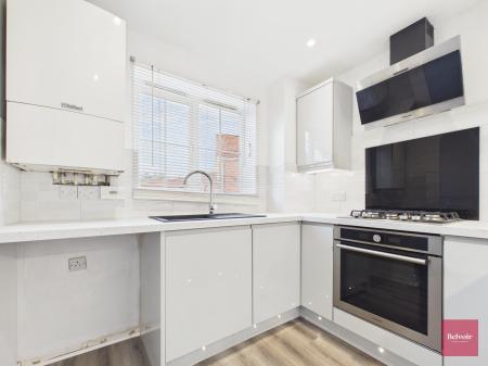 2 bedroom Terraced House to let in Clos Ysgallen, Llansamlet, Swansea, SA7