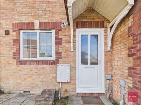 2 bedroom Terraced House to let in Clos Ysgallen, Llansamlet, Swansea, SA7