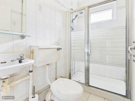 5 bedroom Detached bungalow for sale in Carmarthen Road, Fforestfach, Swansea, SA5