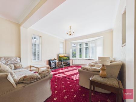 5 bedroom Detached bungalow for sale in Carmarthen Road, Fforestfach, Swansea, SA5