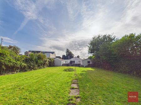 5 bedroom Detached bungalow for sale in Carmarthen Road, Fforestfach, Swansea, SA5