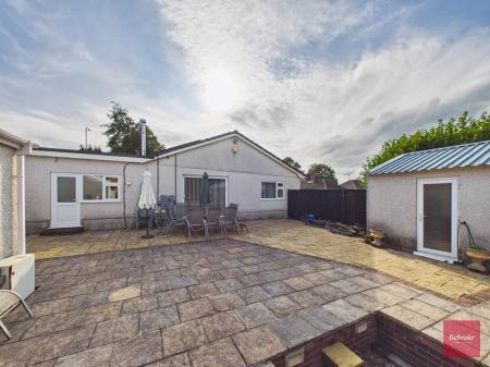5 bedroom Detached bungalow for sale in Carmarthen Road, Fforestfach, Swansea, SA5