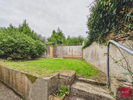 4 bedroom Semi-detached house for sale in Townhill Road, Mayhill, Swansea, SA1