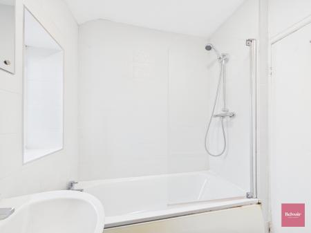 4 bedroom Semi-detached house for sale in Townhill Road, Mayhill, Swansea, SA1