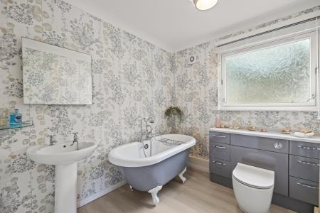 4 bedroom Detached house for sale in Brynfield Road, Langland, Swansea, SA3