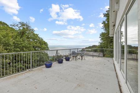 4 bedroom Detached house for sale in Brynfield Road, Langland, Swansea, SA3