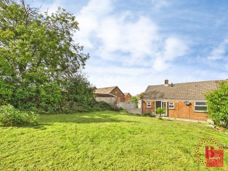 2 bedroom Semi-detached bungalow to let in Lan Coed, Winch Wen, Swansea, SA1